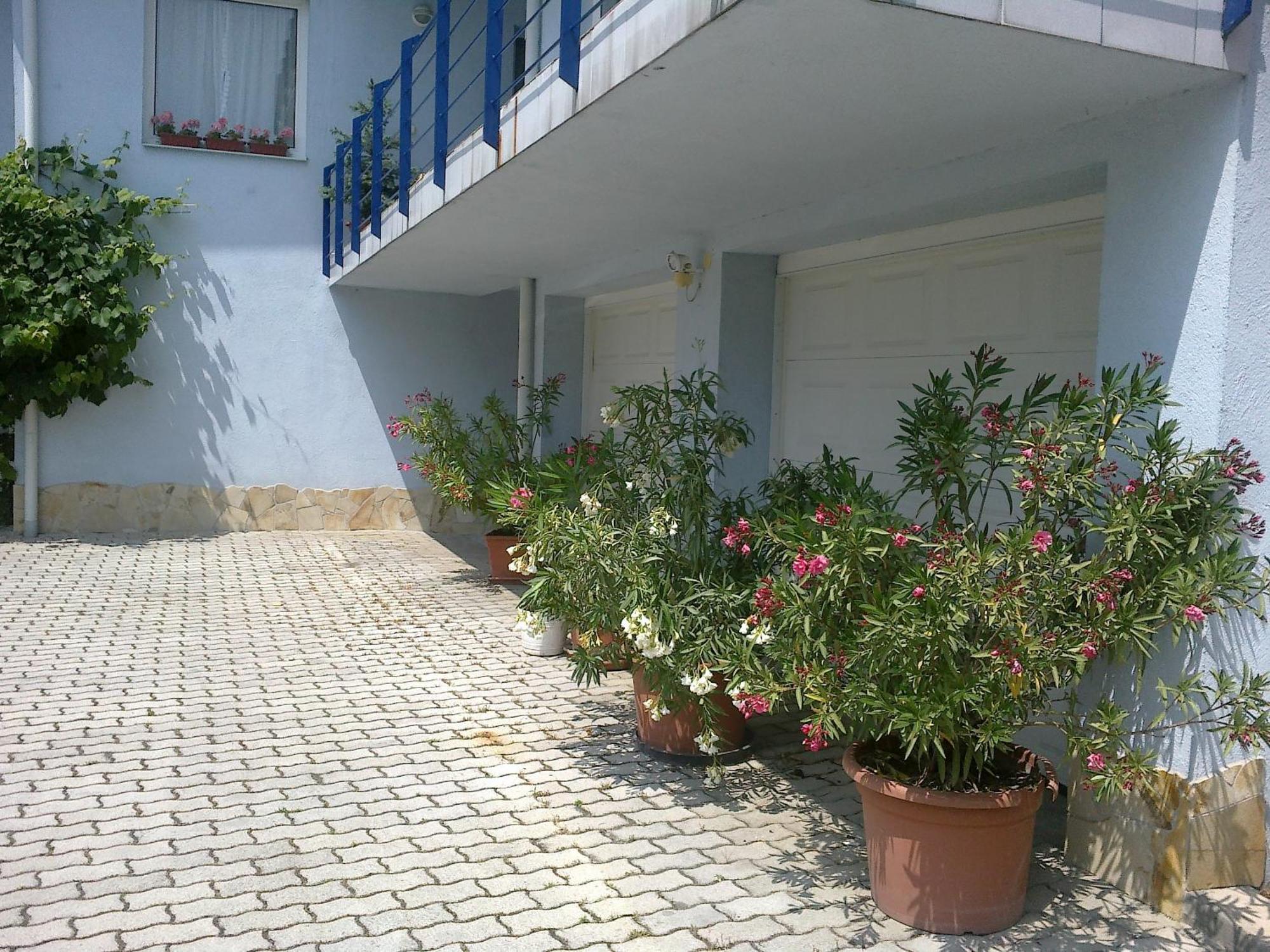 Laguna Apartmanhaz ヘーヴィーズ エクステリア 写真