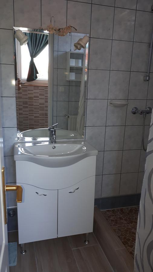 Laguna Apartmanhaz ヘーヴィーズ エクステリア 写真