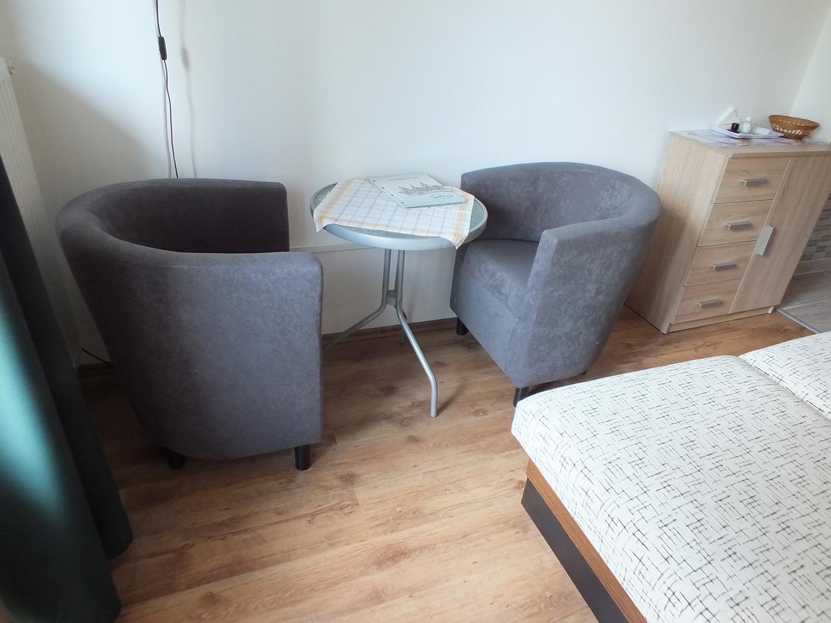 Laguna Apartmanhaz ヘーヴィーズ エクステリア 写真